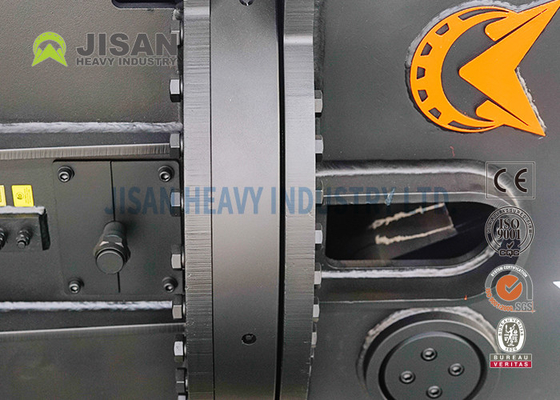 CE R310lc Excavateur Ciseaux hydrauliques pour structures en acier Démolition Vente Ferraille métallique Ciseaux rotatifs Nouvelle qualité de produit