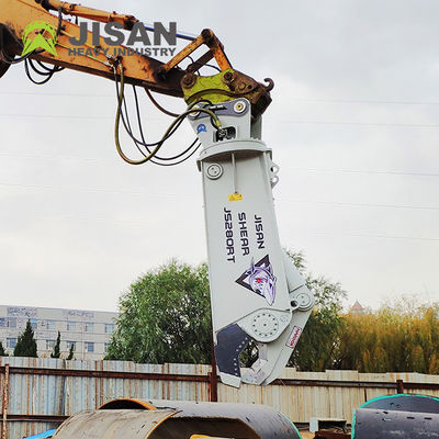 L'excavatrice Hydraulic Shear To de l'équipement de démolition Sk460 a coupé l'acier de fer